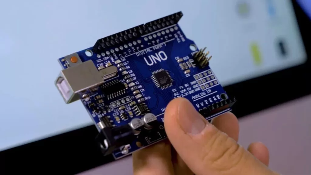 ARDUINO-BASICO-_-ESPACIO-MAKER-1024×576